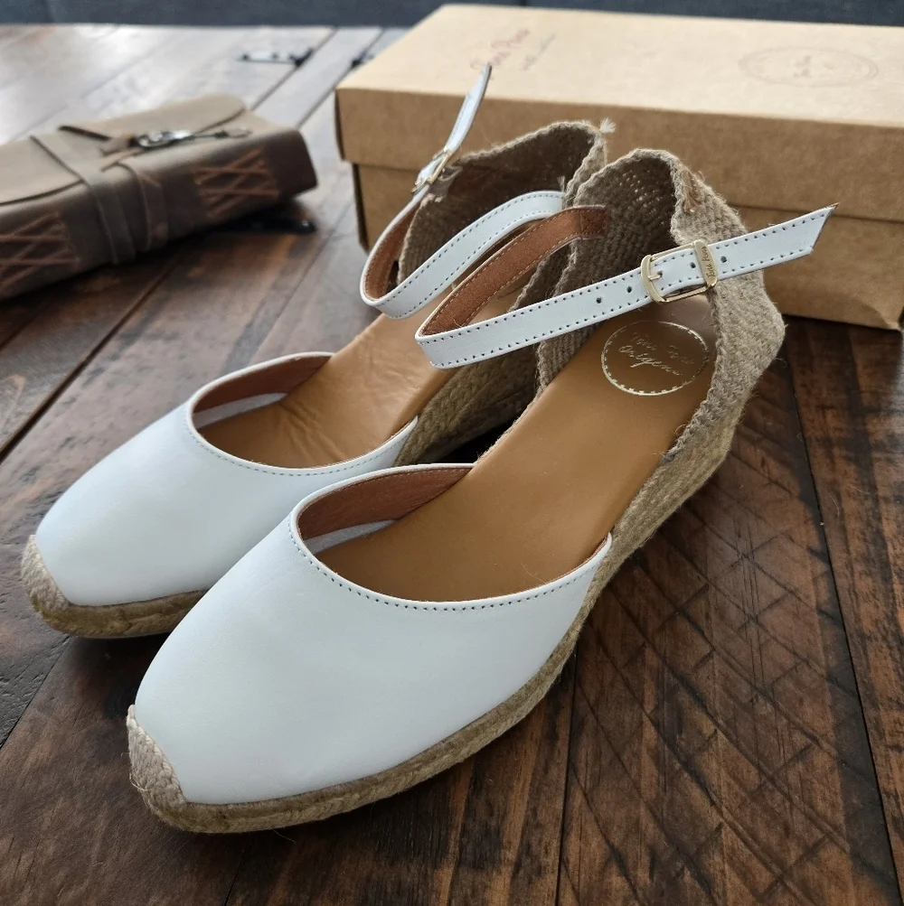 Toni Pons Costa 5 Lloret Espadrille White Leather. Size US 7.5. New.